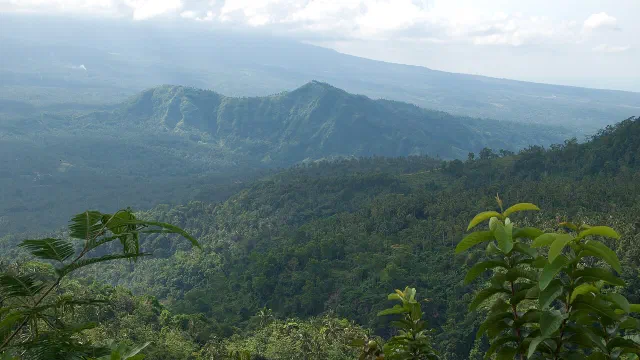 Status Gunung Agung Kembali Normal, Jalur Pendakian Dibuka
