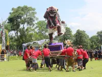 Warga Banjar Mulai Membuat Ogoh-ogoh Sambut Nyepi